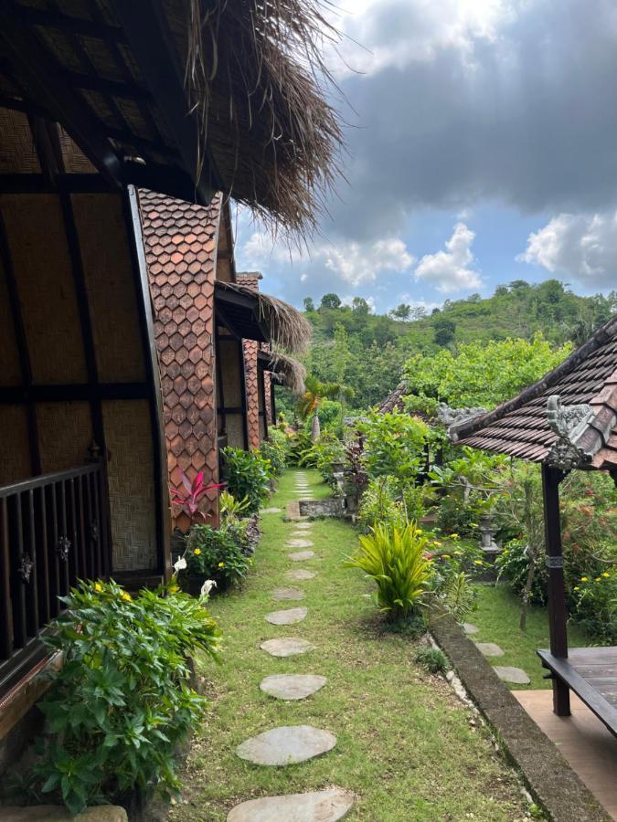 Holy Hills Bungalow Nusa Penida Batumadeg 외부 사진